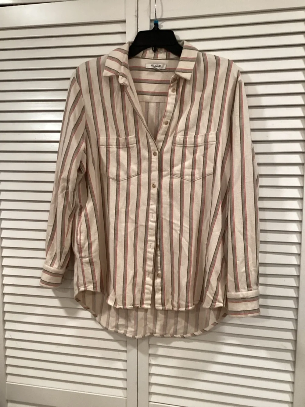 Madewell “Sunday Flannel “ oversized button up cozy Shirt has pockets - Picture 2 of 9